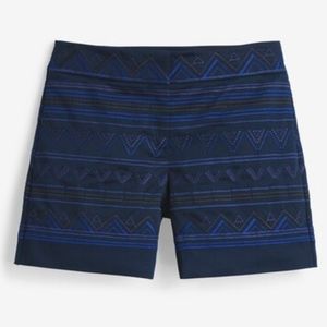 White House Black Market navy blue embroidered classic rise shorts sz 2